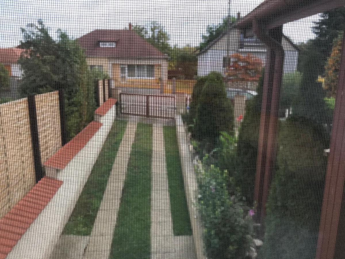 Apartman Tinasol Mosonmagyaróvár エクステリア 写真