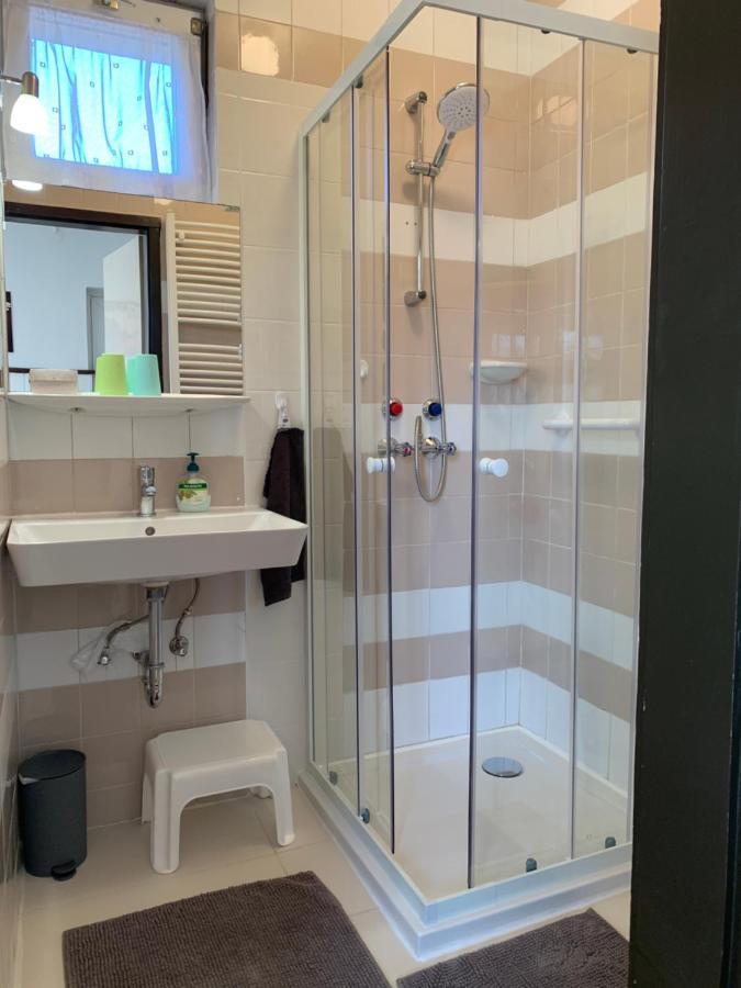 Apartman Tinasol Mosonmagyaróvár エクステリア 写真